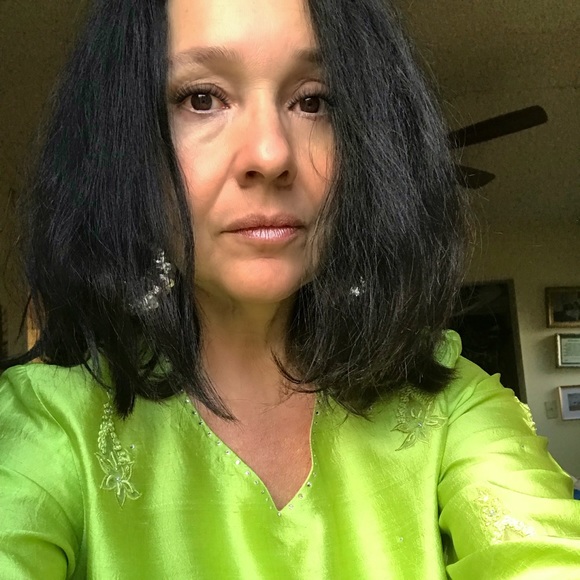 Lime green silk pant suit with scarf - Picture 8 of 8